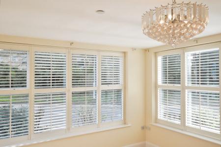 4 bedroom Semi-detached house to let in Sandpit Lane, St Albans, AL1