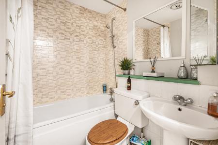 2 bedroom Flat for sale in Worcester Court, Park View Clo, St Albans, AL1