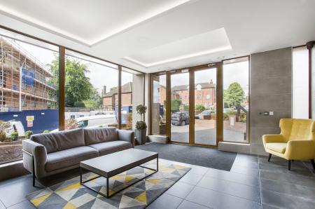 2 bedroom Penthouse to let in Ziggurat House, St Albans, AL1