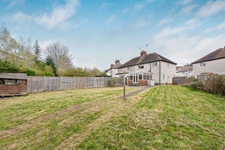 4 bedroom Semi-detached house for sale in Shirley Road, St Albans, AL1