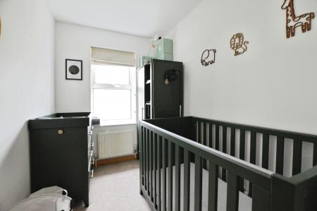 4 bedroom Detached house to let in Icknield Close, St Albans, AL3