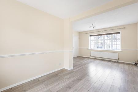 3 bedroom Detached bungalow for sale in The Meads, Bricket Wood, AL2