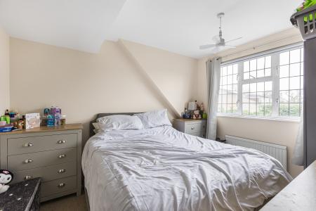 3 bedroom Detached bungalow for sale in The Meads, Bricket Wood, AL2