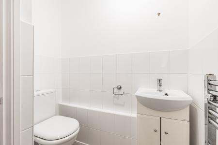 3 bedroom Detached bungalow for sale in The Meads, Bricket Wood, AL2