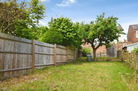 2 bedroom Terraced House to let in Sopwell Lane, St Albans, AL1