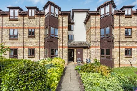 1 bedroom Retirement property for sale in Beaumonds, St Albans, AL1