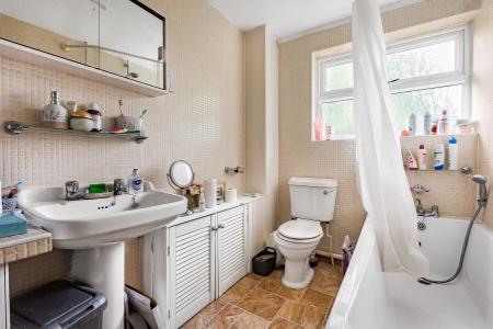 3 bedroom Town house for sale in Abbots Park, St Albans, AL1