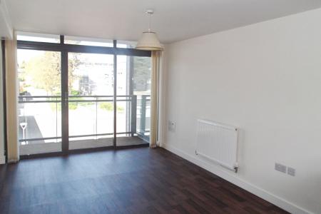 2 bedroom Flat to let in Newsom Place, St Albans, AL1