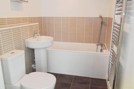 2 bedroom Flat to let in Newsom Place, St Albans, AL1