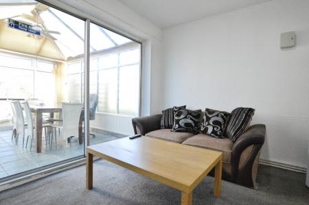 5 bedroom House to let in Flatfield Road, Hemel Hempstead, HP3