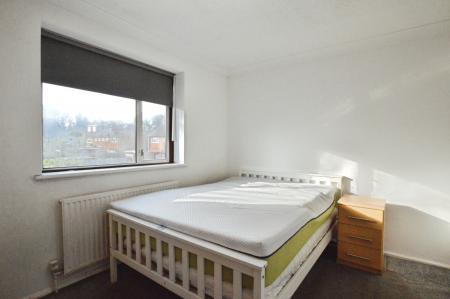 4 bedroom House to let in Flatfield Road, St Albans, HP3