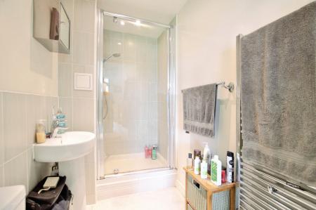 2 bedroom Flat to let in Newsom Place, St Albans, AL1