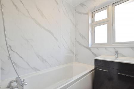 4 bedroom Duplex to let in French Row, St Albans, AL3