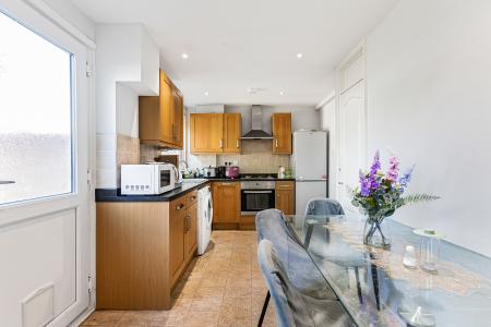 2 bedroom End of terrace house for sale in Watling View, St Albans, AL1