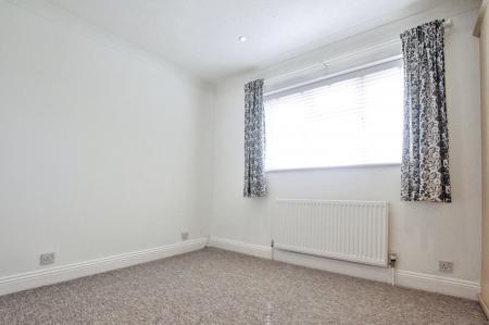 3 bedroom End of terrace house to let in St Mary Court, St Albans, AL1