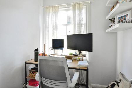 2 bedroom Terraced House to let in Oster Street, St Albans, AL3