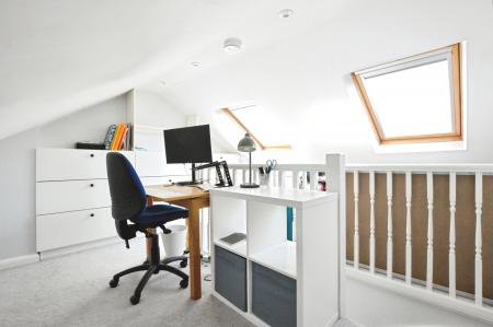 2 bedroom Terraced House to let in Oster Street, St Albans, AL3