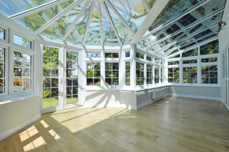 4 bedroom Detached house for sale in Carpenders Close, Harpenden, AL5