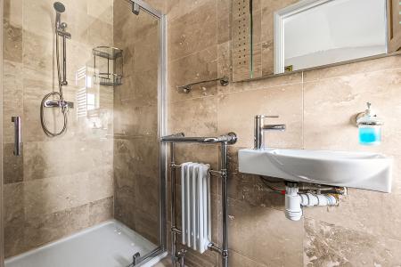 4 bedroom Detached house for sale in Carpenders Close, Harpenden, AL5