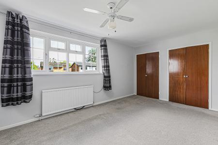 4 bedroom Detached house for sale in Carpenders Close, Harpenden, AL5