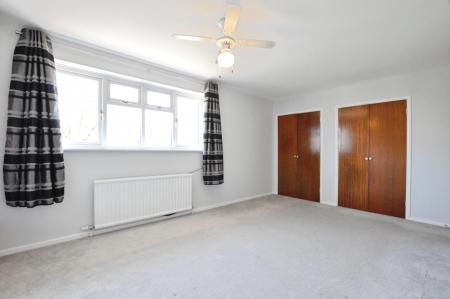 4 bedroom Detached house for sale in Carpenders Close, Harpenden, AL5