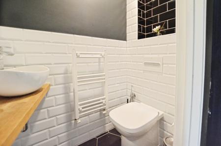4 bedroom House to let in Vicarage Gardens, Flamstead, AL3