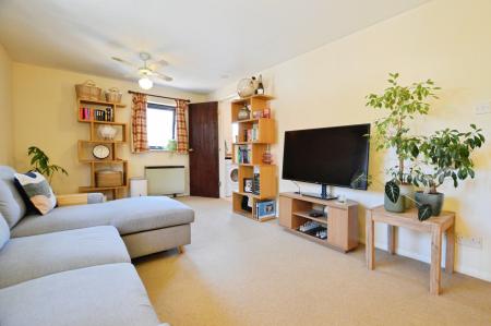 1 bedroom Flat to let in Granville Road, St Albans, AL1