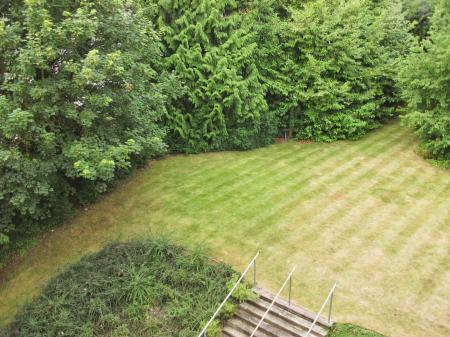 2 bedroom Flat to let in Bury Road, Hemel Hempstead, HP1