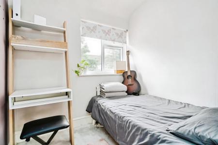 3 bedroom Terraced House to let in Harvey Road, St Albans, AL2
