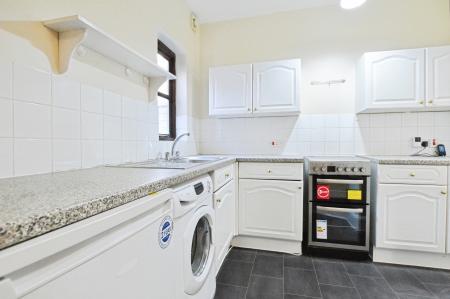 1 bedroom Flat to let in London Road, St Albans, AL1