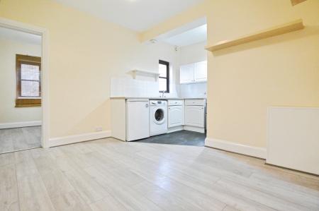 1 bedroom Flat to let in London Road, St Albans, AL1