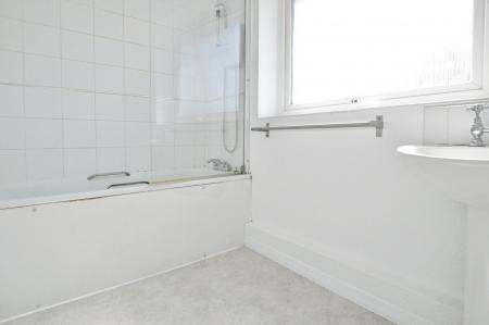 3 bedroom Terraced House to let in Beaumont Avenue, St Albans, AL1