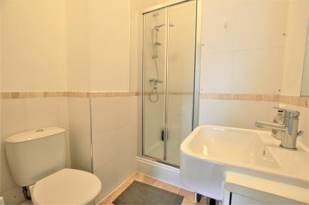 2 bedroom Flat to let in Sundale