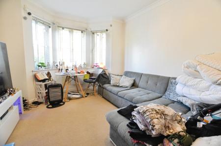 2 bedroom Terraced House to let in Hill Street, St Albans, AL3