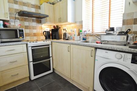 2 bedroom Terraced House to let in Hill Street, St Albans, AL3