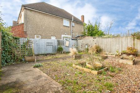 1 bedroom Flat to let in Sandridge Road, St Albans, AL1