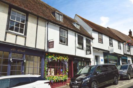 2 bedroom Maisonette to let in George Street, St Albans, AL3