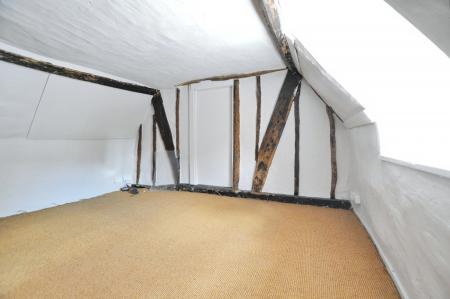 2 bedroom Maisonette to let in George Street, St Albans, AL3