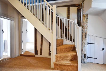 2 bedroom Maisonette to let in George Street, St Albans, AL3