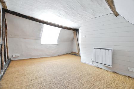 2 bedroom Maisonette to let in George Street, St Albans, AL3