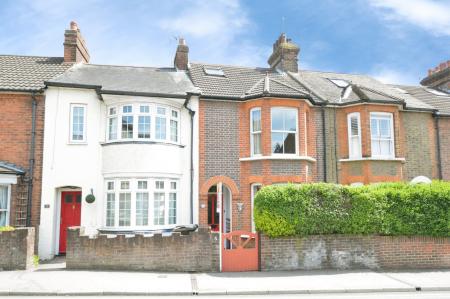 3 bedroom Terraced House to let in Watsons Walk, St Albans, AL1
