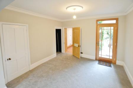 3 bedroom Terraced House to let in Watsons Walk, St Albans, AL1
