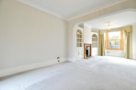 3 bedroom Terraced House to let in Watsons Walk, St Albans, AL1