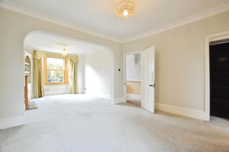 3 bedroom Terraced House to let in Watsons Walk, St Albans, AL1
