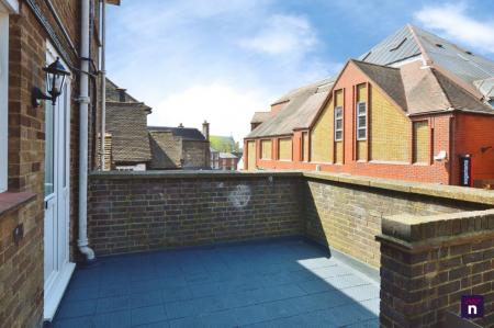 2 bedroom Apartment to let in Christopher Place, City Centre, St Albans, AL3