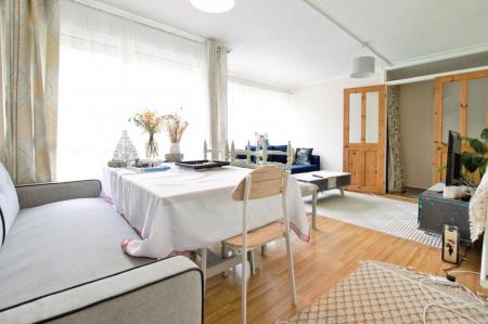 2 bedroom Flat to let in Thirlestane, St Albans, AL1