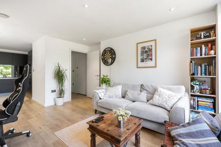 1 bedroom Flat for sale in 143 London Road, St Albans, AL1