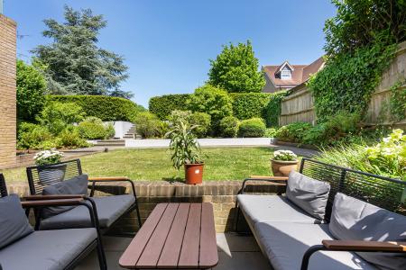 1 bedroom Flat for sale in 143 London Road, St Albans, AL1