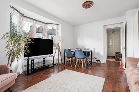 1 bedroom Flat for sale in St. Georges Court, St Albans, AL1