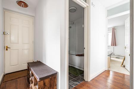 1 bedroom Flat for sale in St. Georges Court, St Albans, AL1